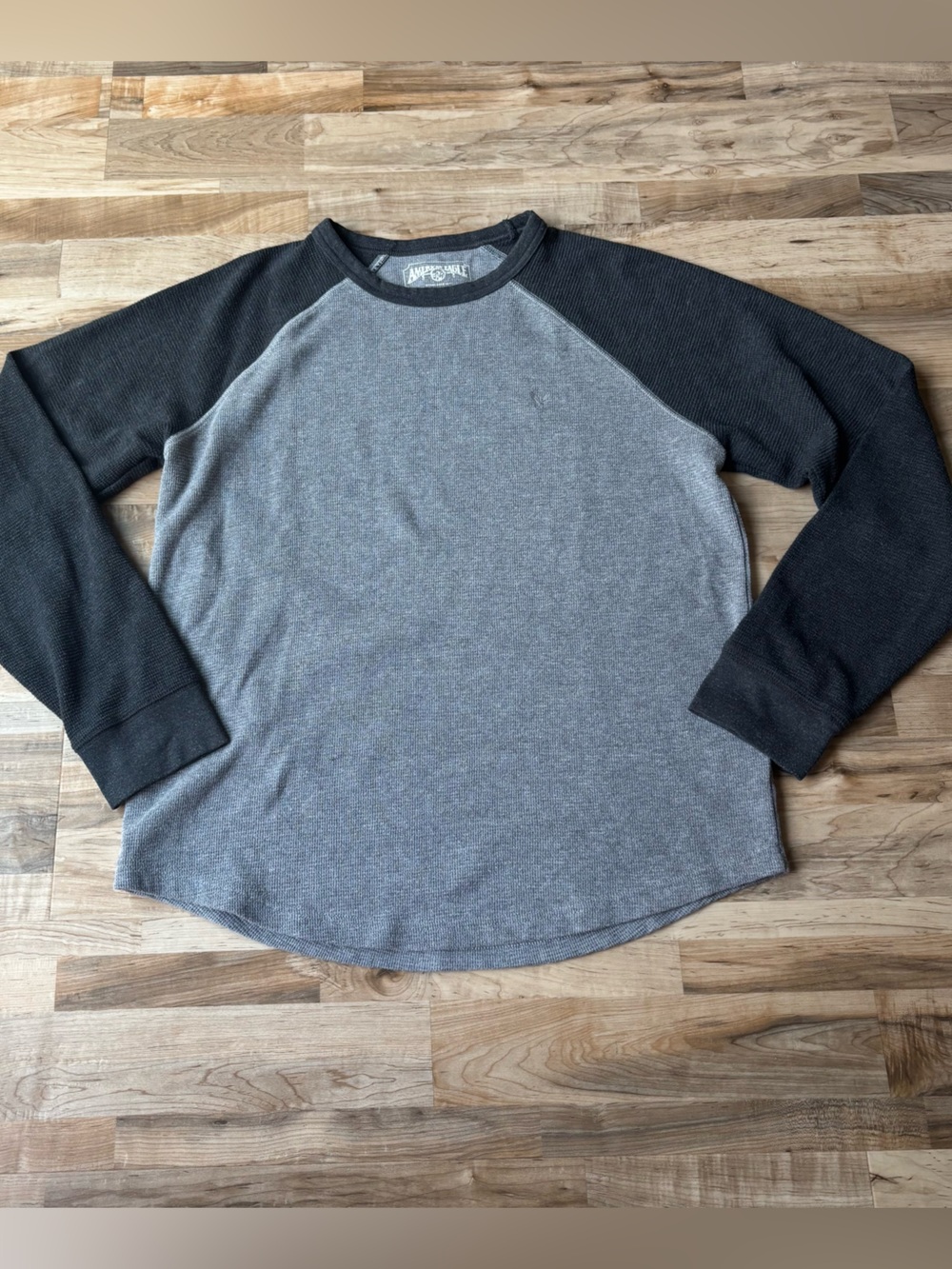 American Eagle Men's Thermal Shirt Gray Raglan Waffle Knit M Heritage Cabincore
